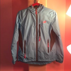 New balance Rain coat